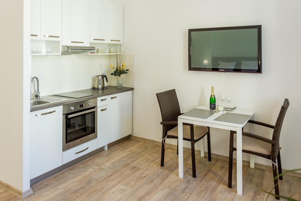 אוהרסקה הראדיסטה Penzion Apartmany Hradebni מראה חיצוני תמונה