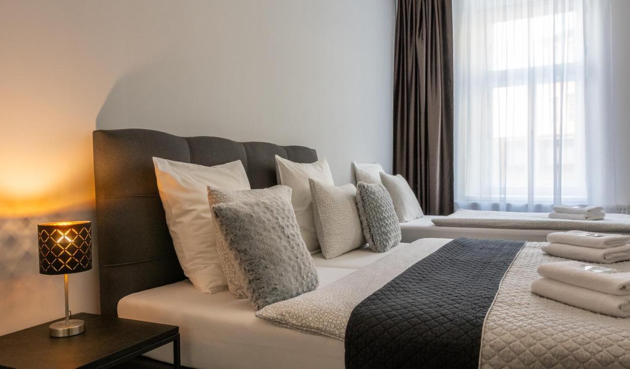 אוהרסקה הראדיסטה Penzion Apartmany Hradebni מראה חיצוני תמונה