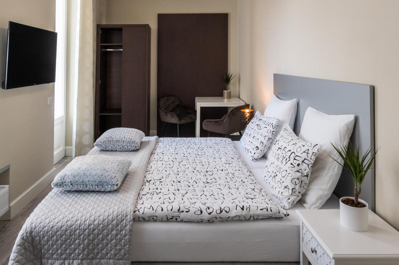 אוהרסקה הראדיסטה Penzion Apartmany Hradebni מראה חיצוני תמונה